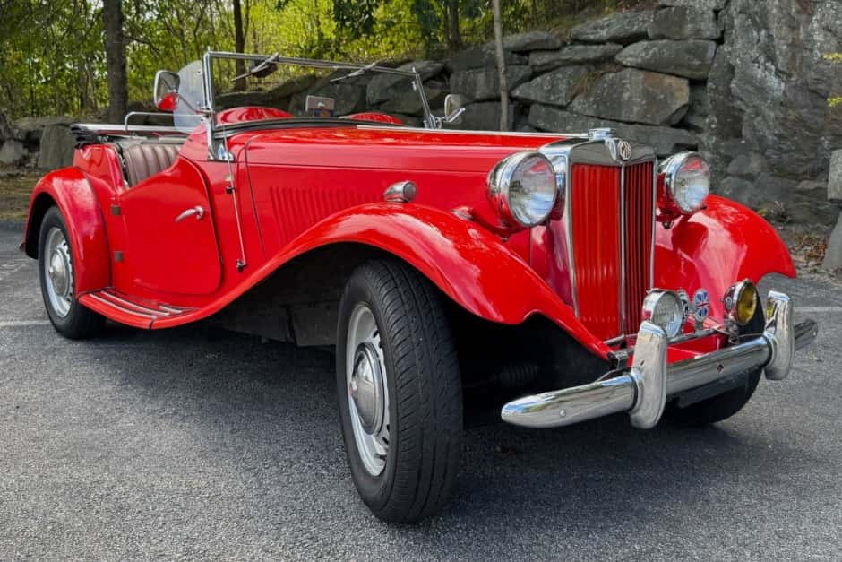 1952 MG TD sold for $15,000