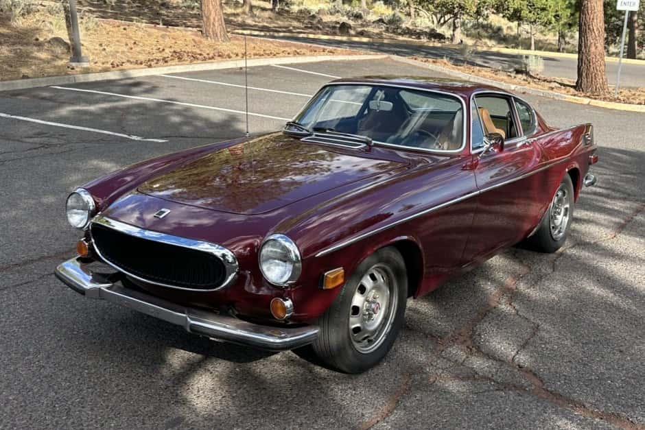 1972 Volvo P1800/1800 sold for $21,000
