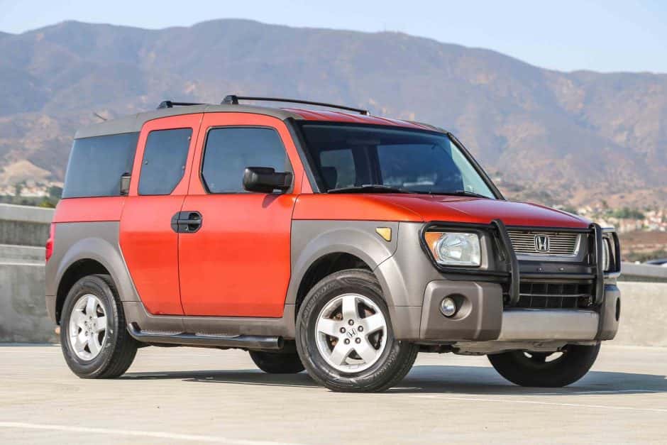 2003 Honda Element sold for $6,771
