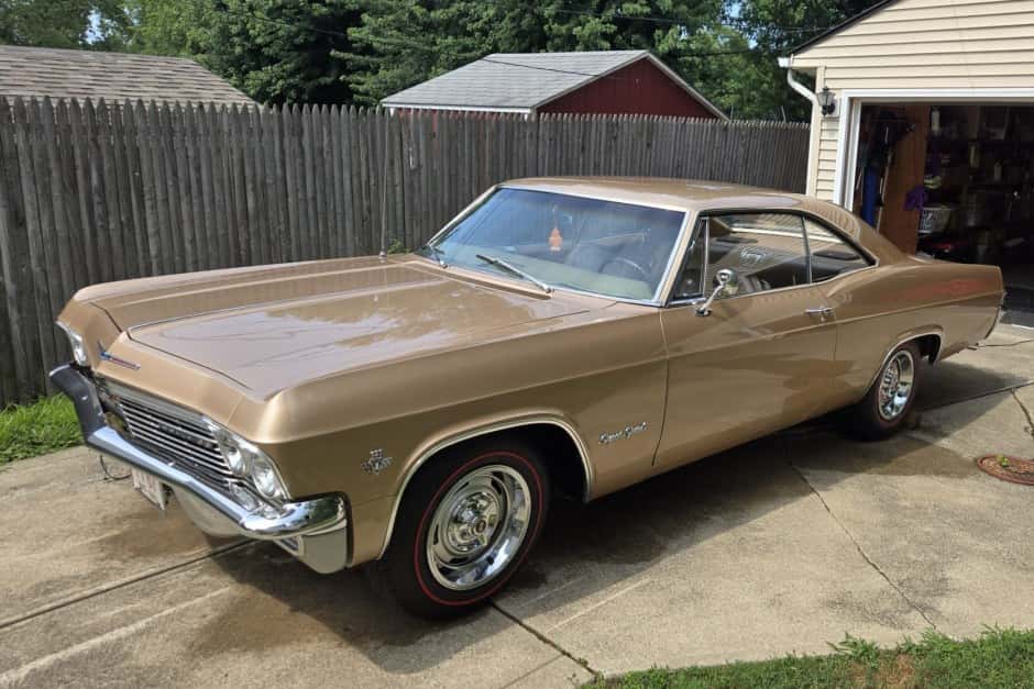 1965 Chevrolet Impala (1965-1970) sold for $27,500