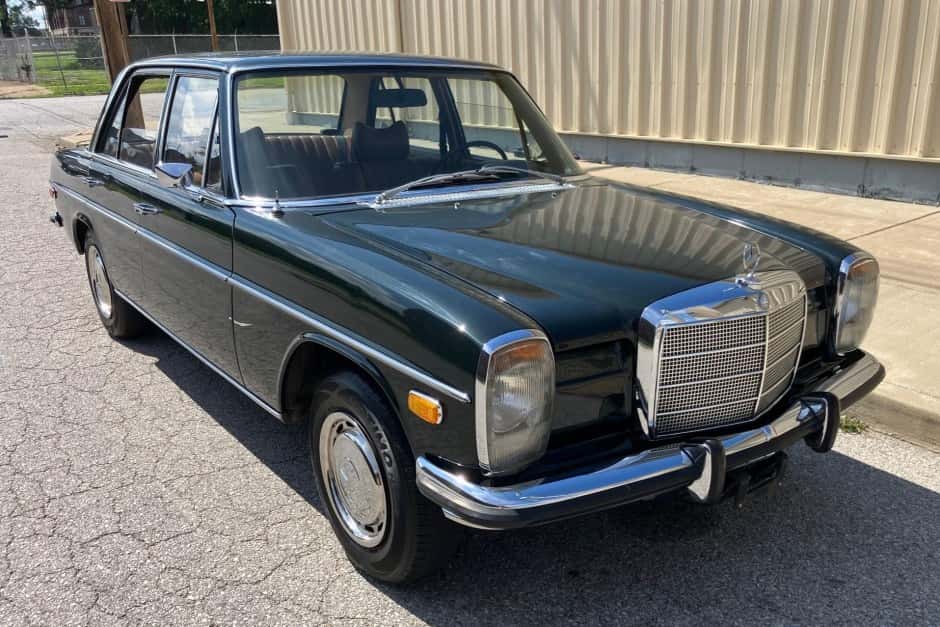 1970 Mercedes-Benz W114 & W115 sold for $9,100