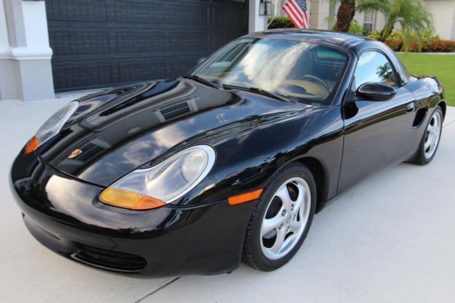 1998 Porsche 986 Boxster sold for $11,500