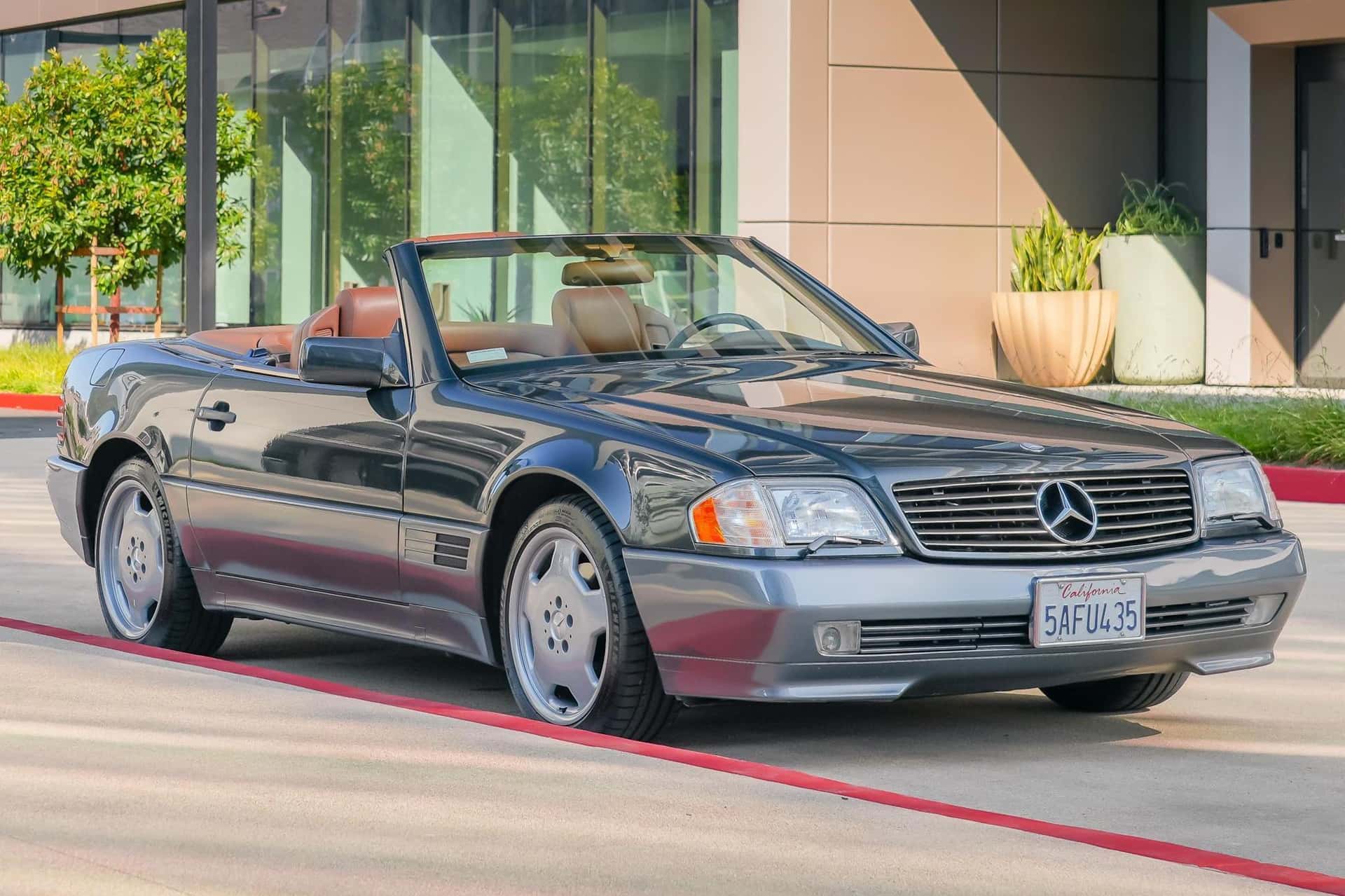 1995 Mercedes-Benz R129 SL sold for $12,500