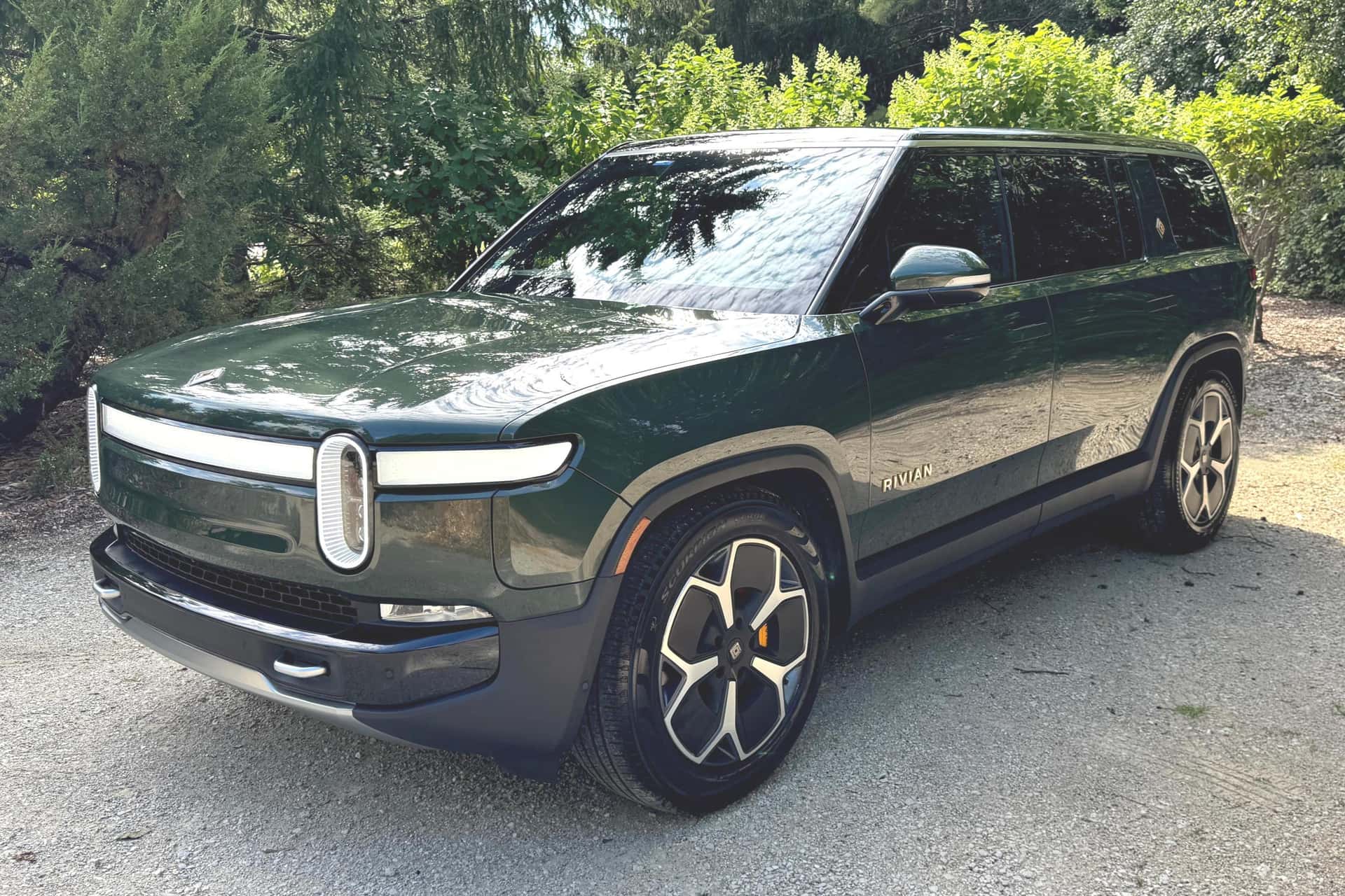 2022 Rivian R1S sold for $52,500