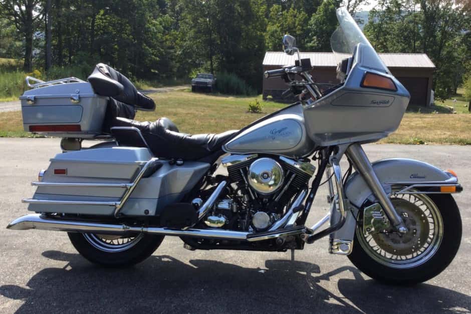 1986 Harley-Davidson Touring sold for $3,000