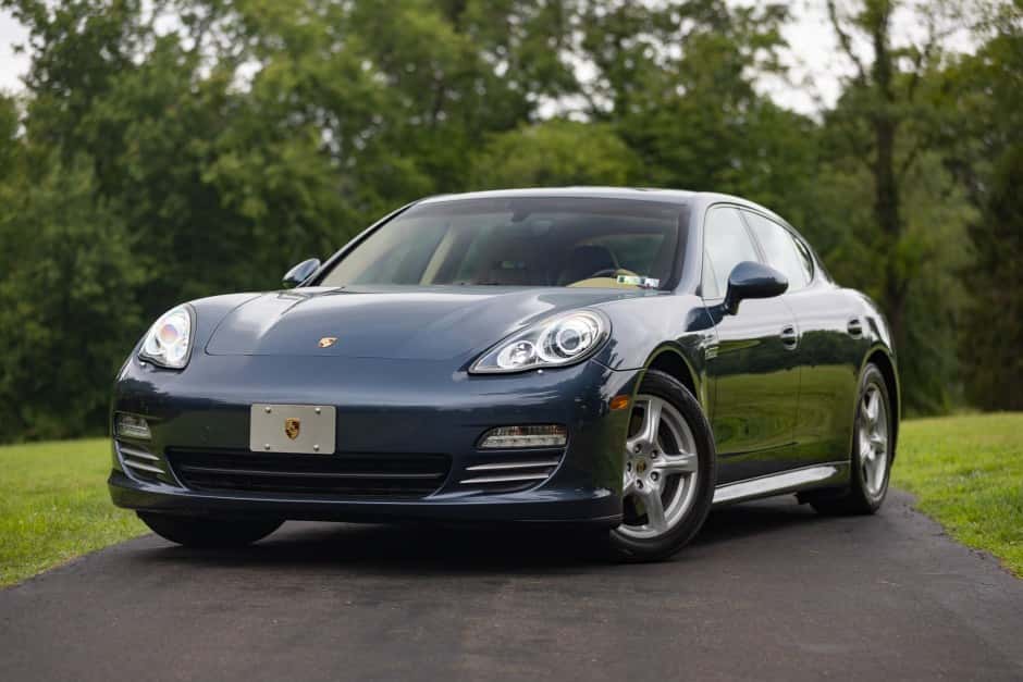 2011 Porsche Panamera sold for $17,250