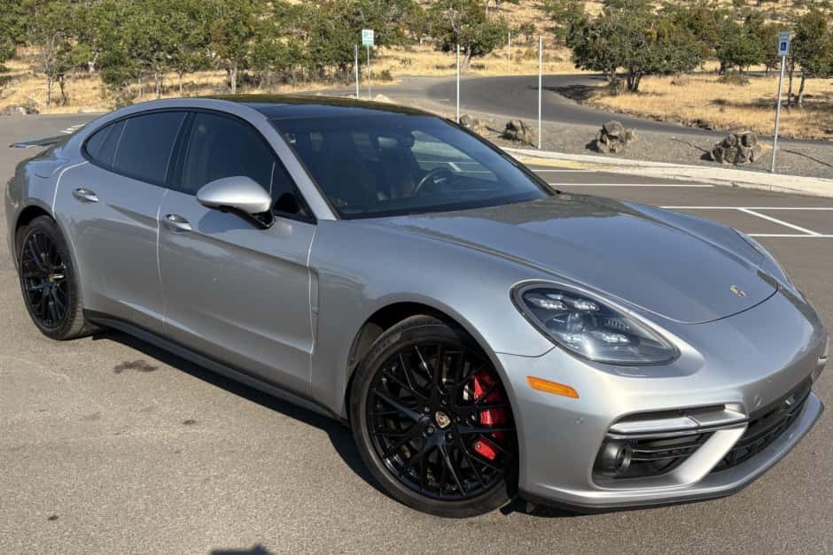 2017 Porsche Panamera sold for $49,000