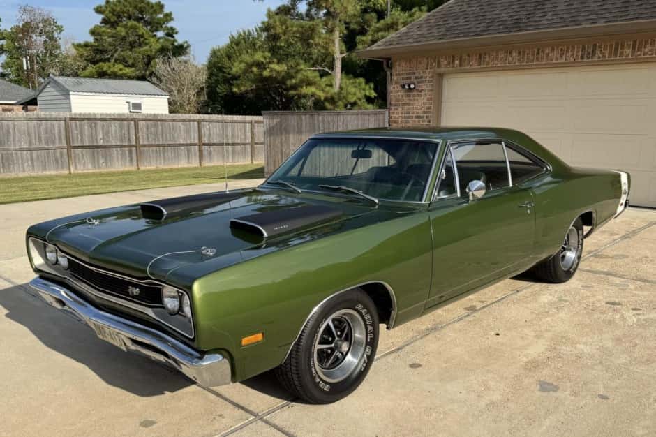 1969 Dodge Super Bee sold for $53,000