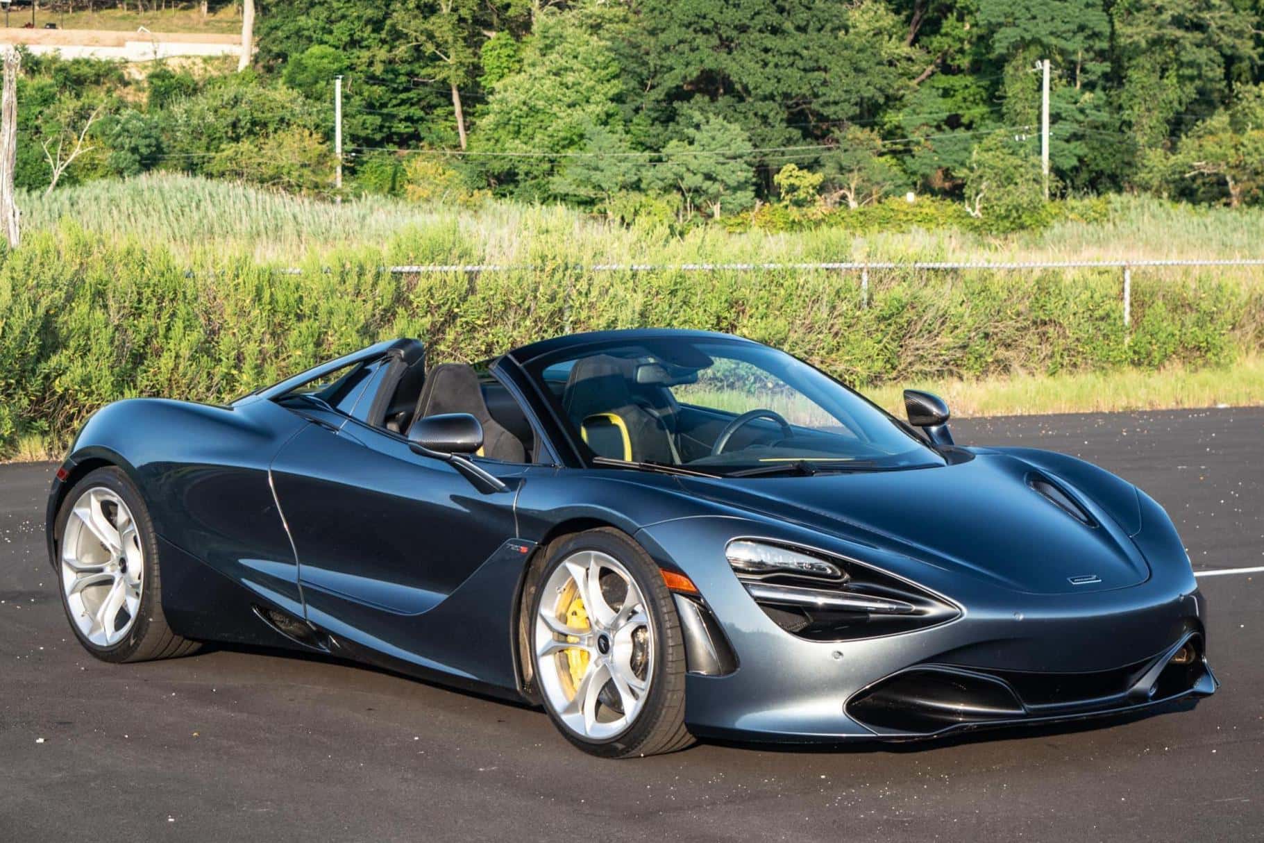 2020 McLaren 720S sold for $220,000