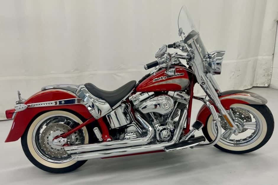 2005 Harley-Davidson CVO sold for $12,000