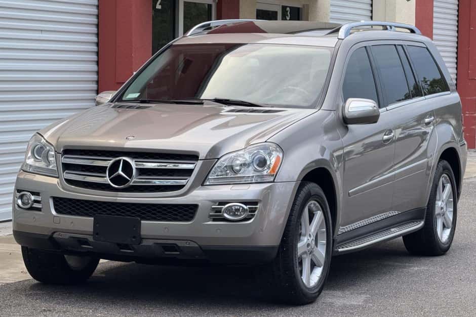 2009 Mercedes-Benz GL & GLS-Class sold for $15,750