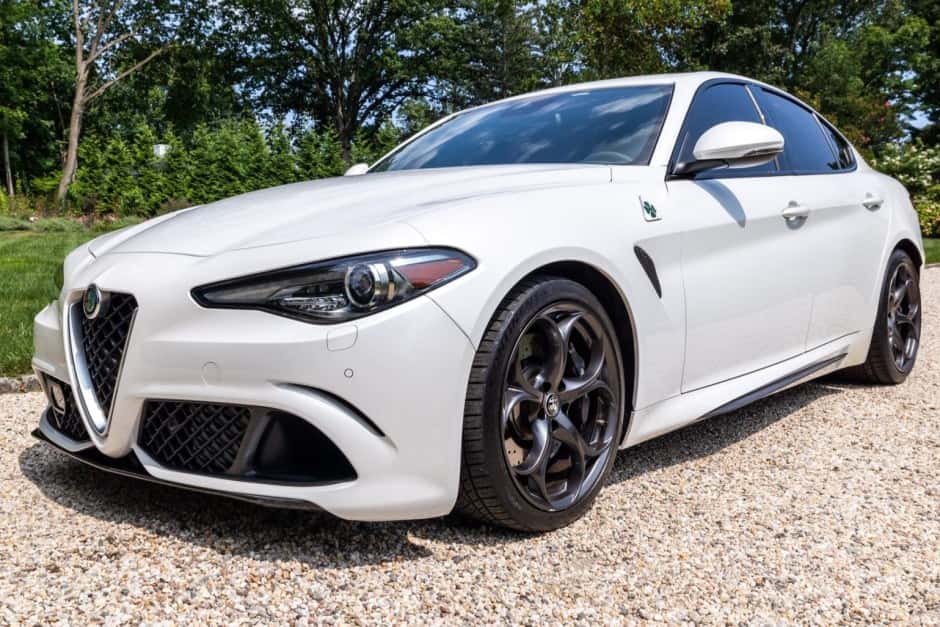 2017 Alfa Romeo 952 Series Giulia sold for $35,800