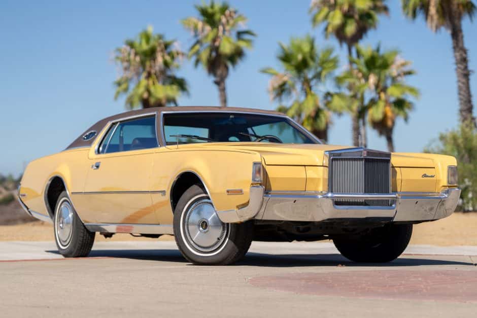 1972 Lincoln Continental Mark IV (1972-1976) sold for $7,151
