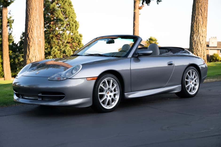 2001 Porsche 996 911 (Non-Turbo/GT2/GT3) sold for $28,996