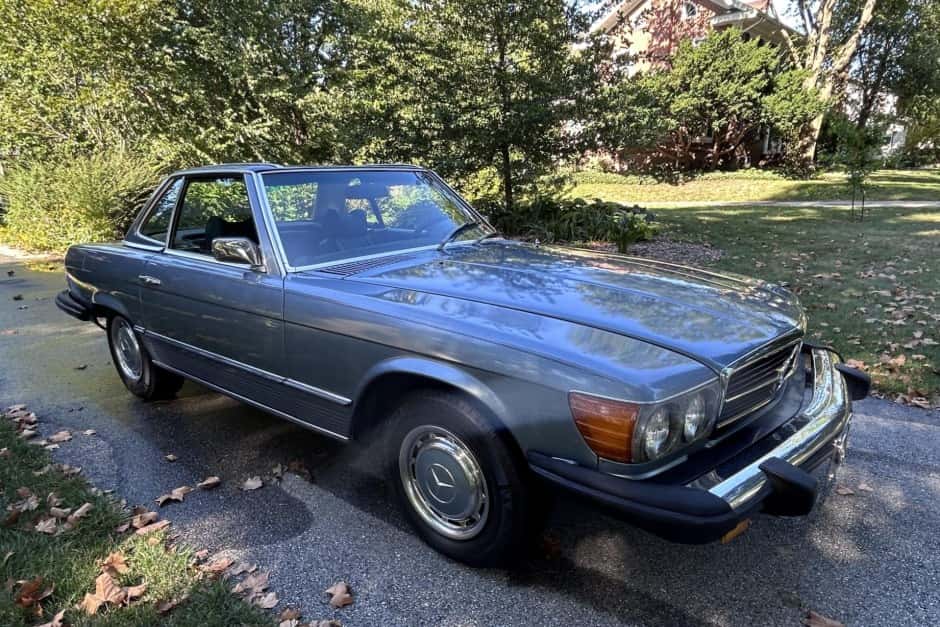 1974 Mercedes-Benz R107 SL sold for $5,000