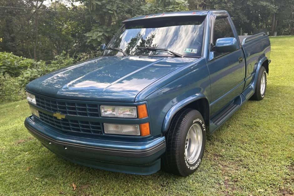 1992 Chevrolet C/K GMT400 (1988-2002) sold for $17,300