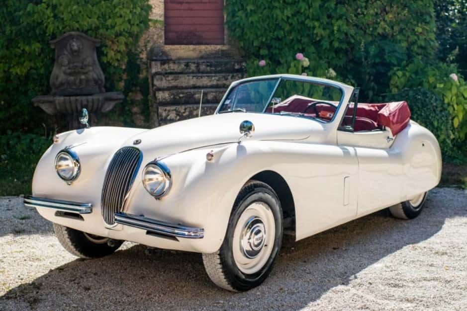 1953 Jaguar XK120 sold for €41,250