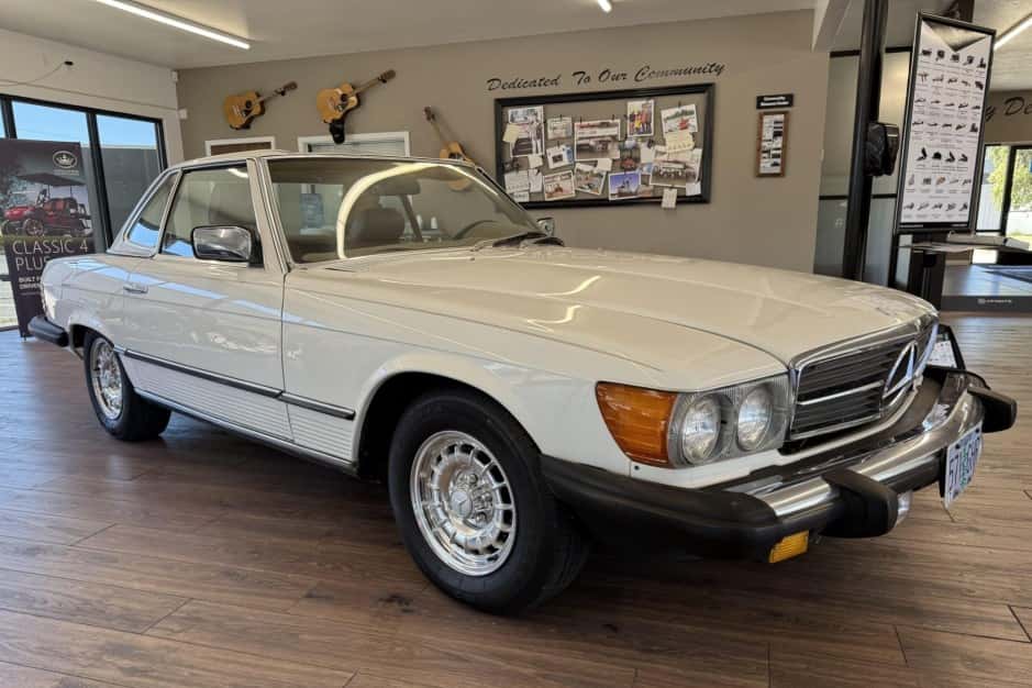 1984 Mercedes-Benz R107 SL sold for $4,708