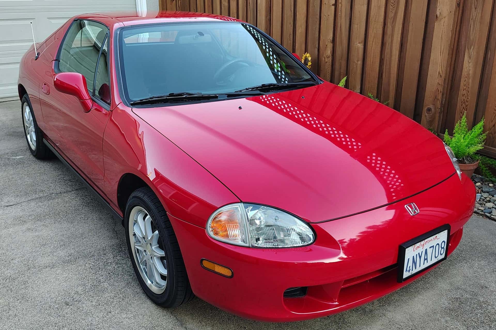 1997 Honda Del Sol sold for $9,100