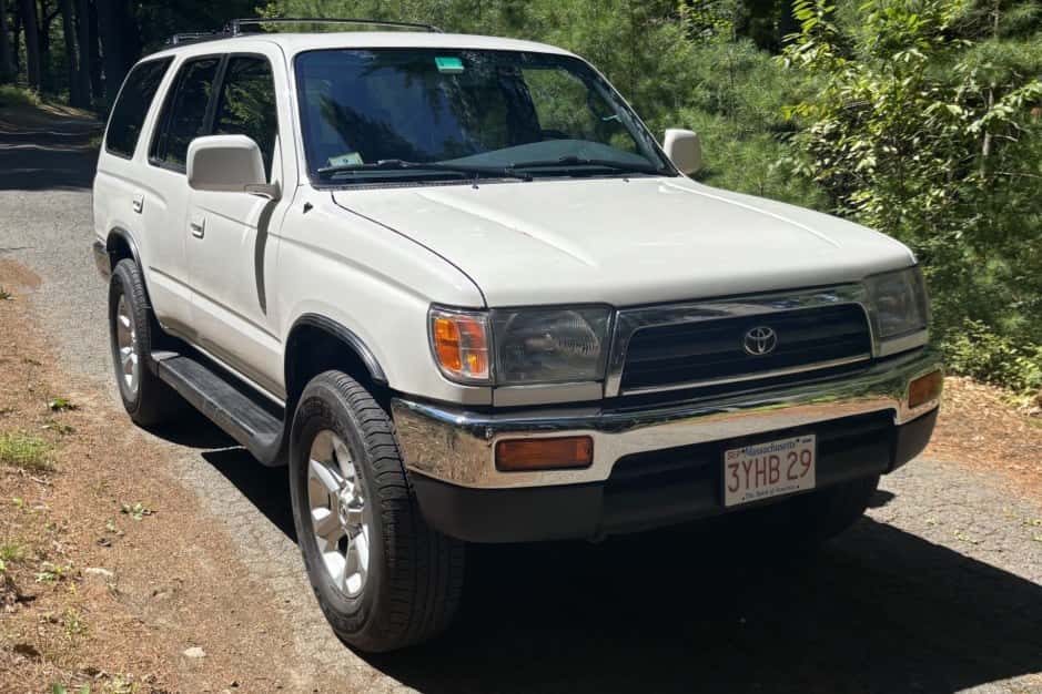 1997 Toyota 4Runner (N180) sold for $17,000
