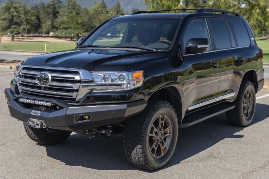 2020 Toyota Land Cruiser 200-Series sold for $80,000
