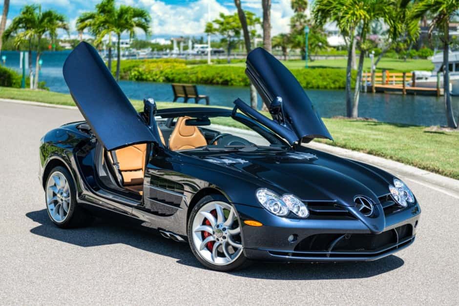 2008 Mercedes-Benz SLR McLaren sold for $322,000