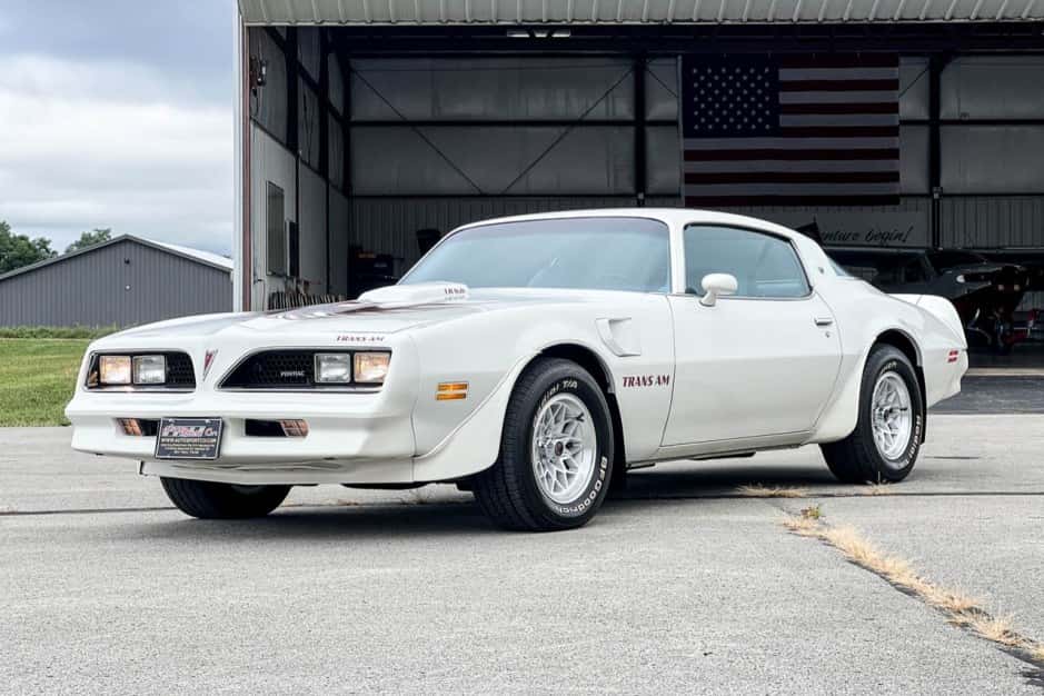1977 Pontiac Firebird (1970-1981) sold for $59,500