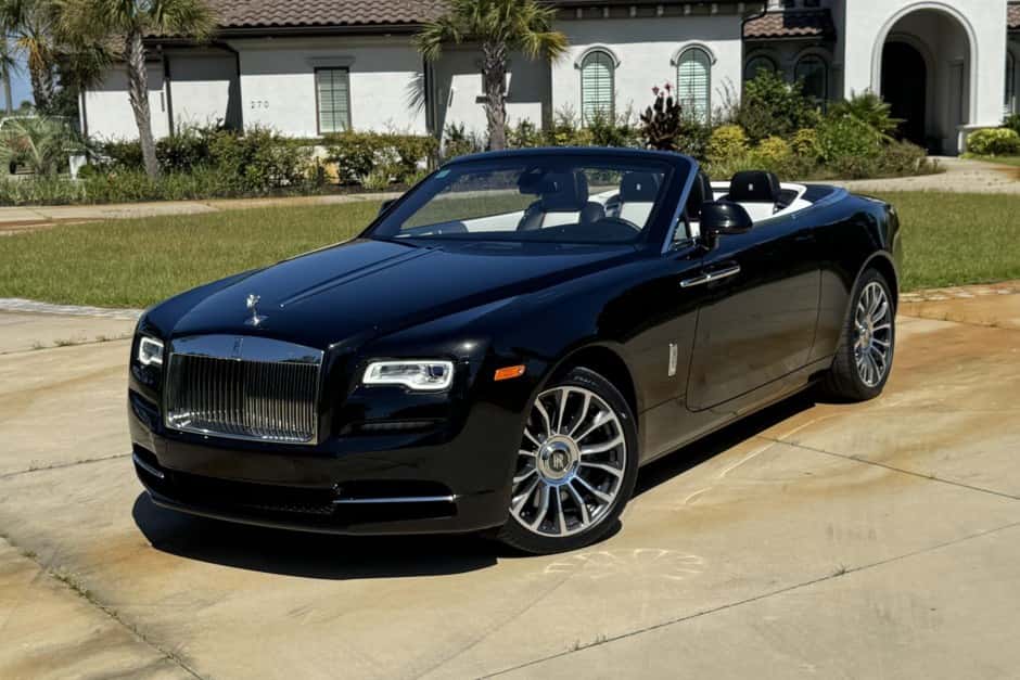 2019 Rolls-Royce Dawn sold for $225,000