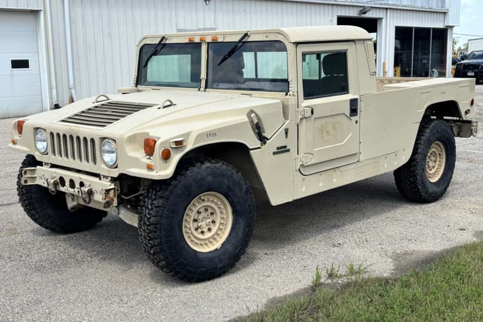 1998 Hummer H1 sold for $32,250
