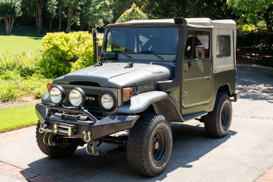 1978 Toyota Land Cruiser FJ40 sold for $21,000
