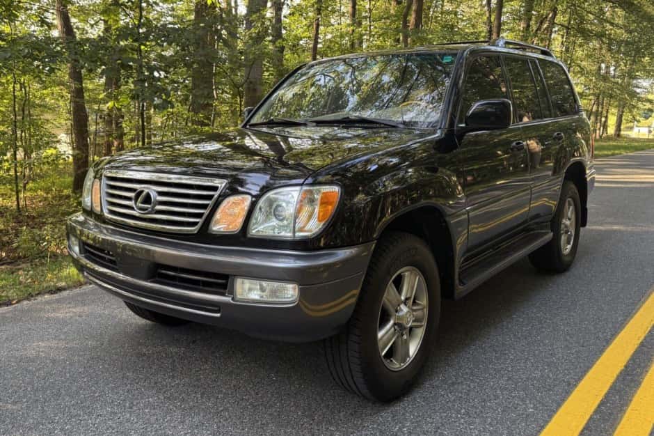 2006 Lexus LX470 sold for $18,200