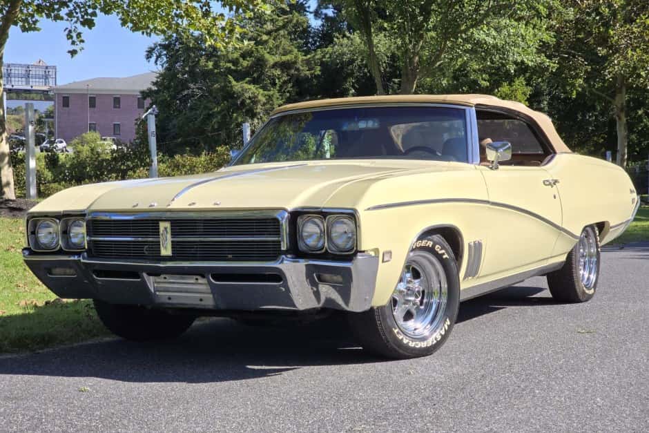 1969 Buick Skylark sold for $13,500