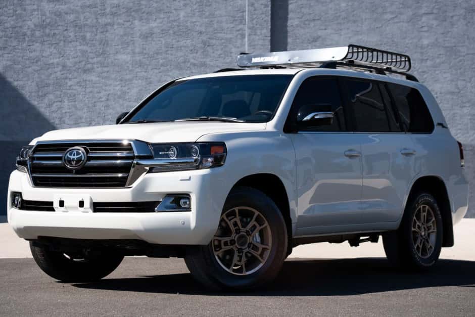 2021 Toyota Land Cruiser 200-Series sold for $115,000