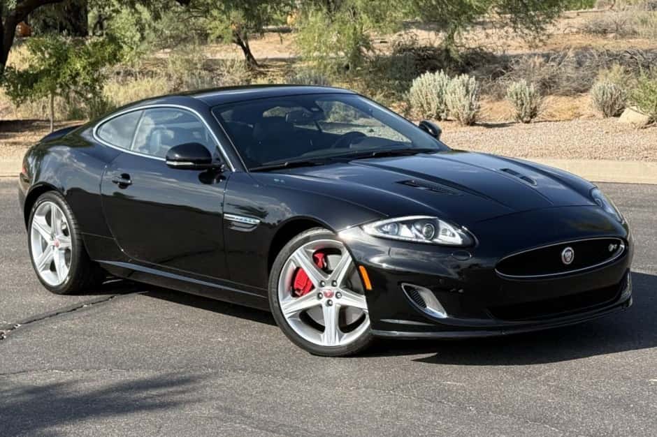 2015 Jaguar XKR sold for $42,001