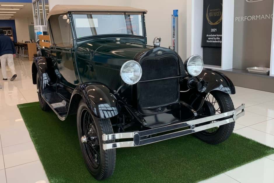 1928 Ford  sold for $19,280