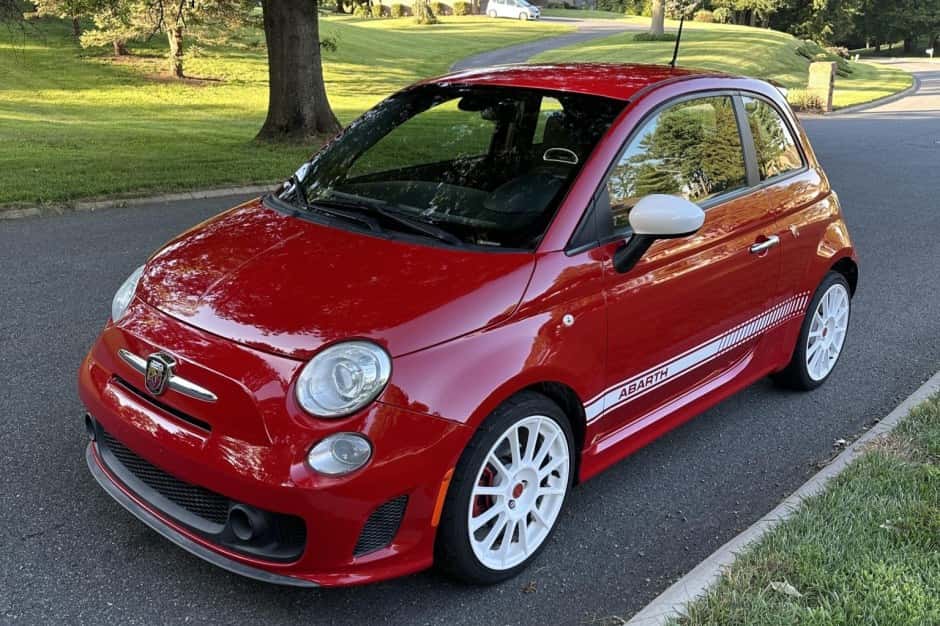 2015 Fiat 500 (2012-2019) sold for $15,000