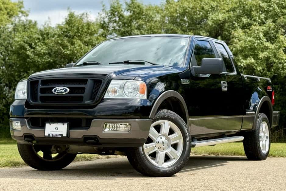 2005 Ford F-150 (2004-2008) sold for $25,000