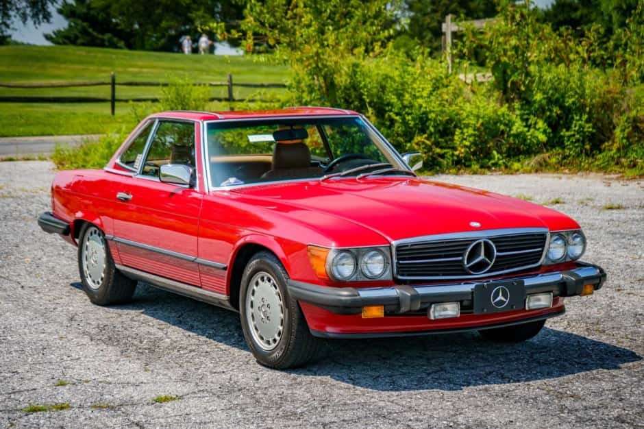 1986 Mercedes-Benz R107 SL sold for $27,750