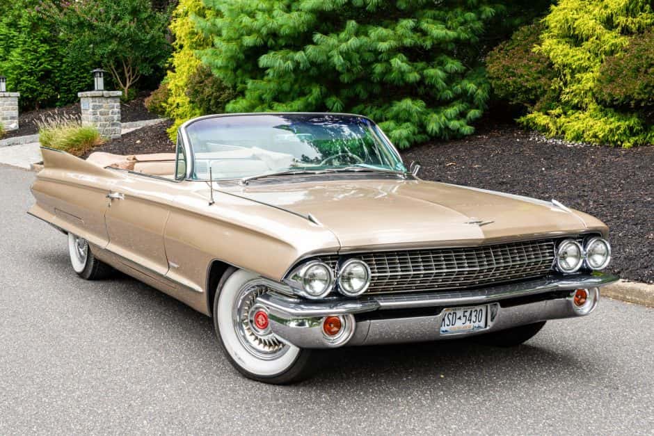 1961 Cadillac Series 62 sold for $36,250