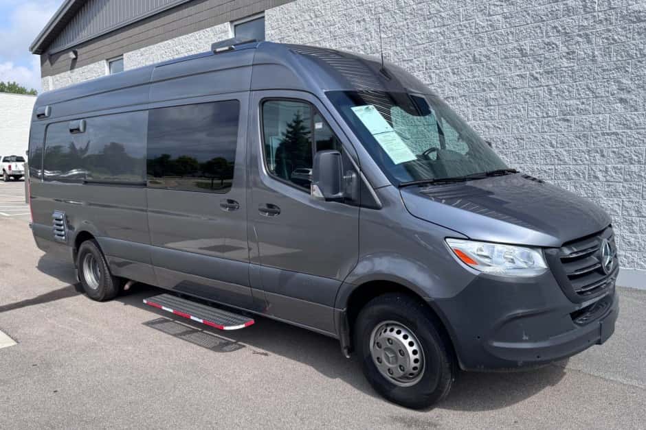 2021 Mercedes-Benz Sprinter sold for $41,000