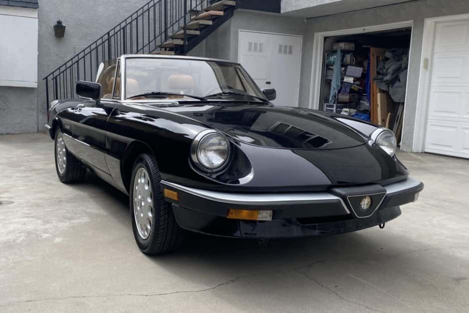 1988 Alfa Romeo 105/115 Spider Series 3 sold for $2,500