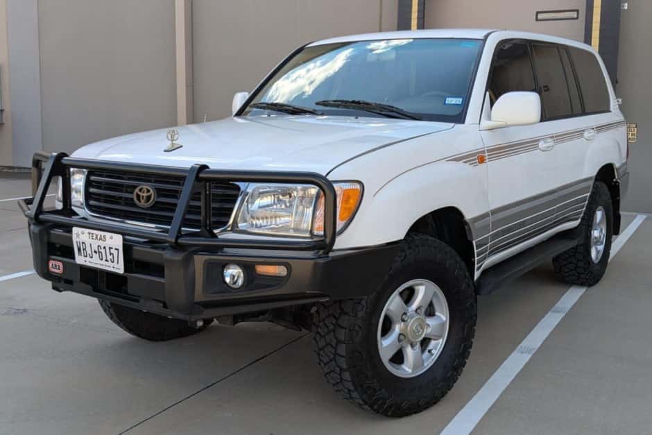 1998 Toyota Land Cruiser 100-Series sold for $31,000