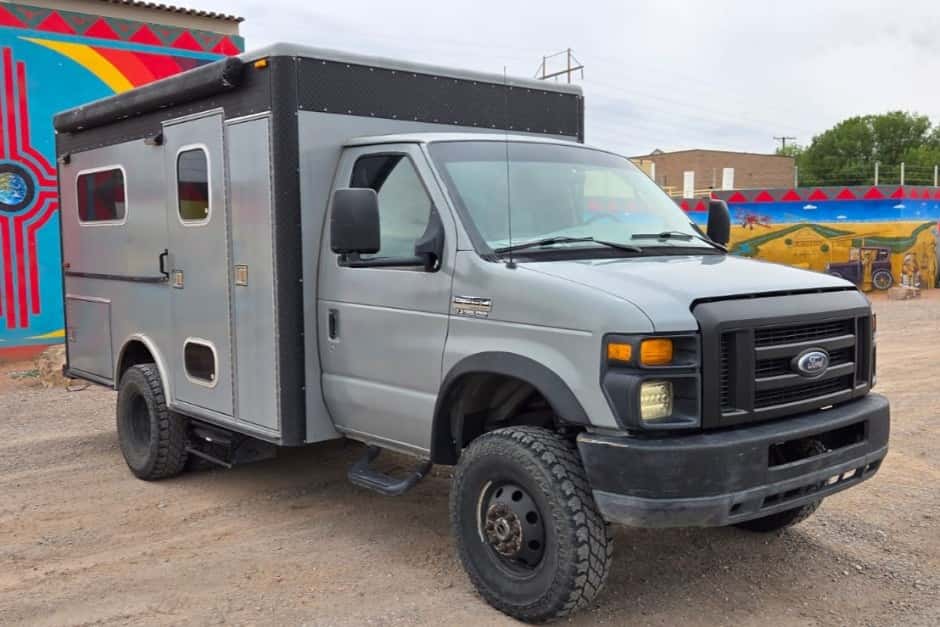 1997 Ford Econoline Van sold for $18,250