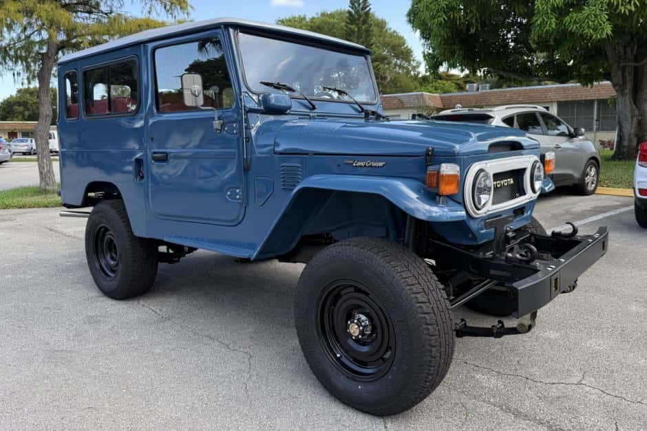 1978 Toyota Land Cruiser FJ43 sold for $25,750