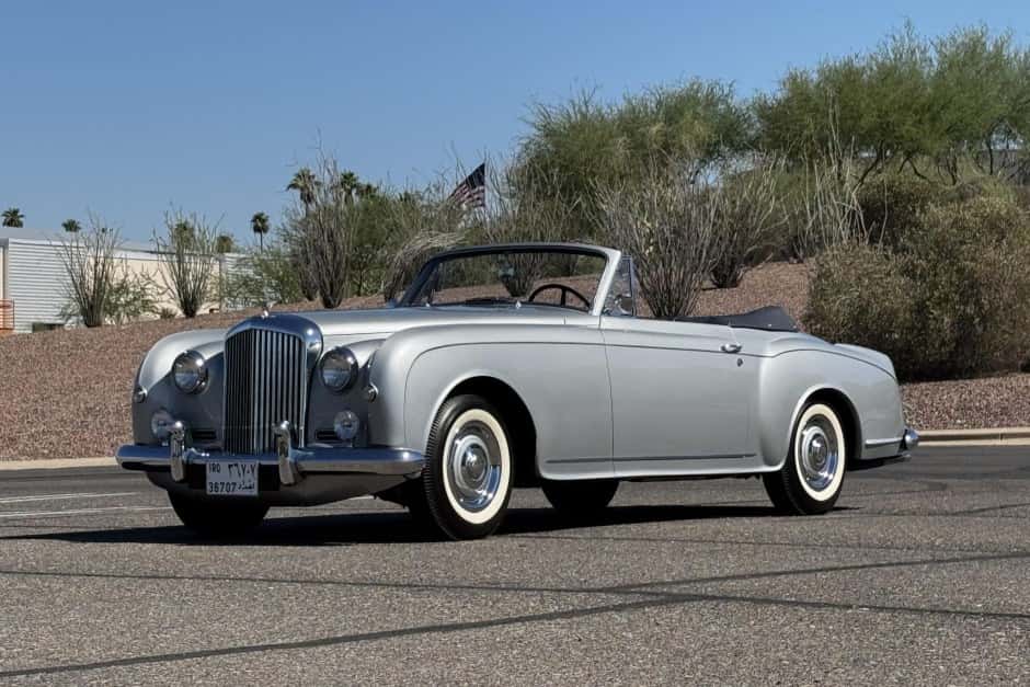 1958 Bentley S-Type sold for $1,735,000