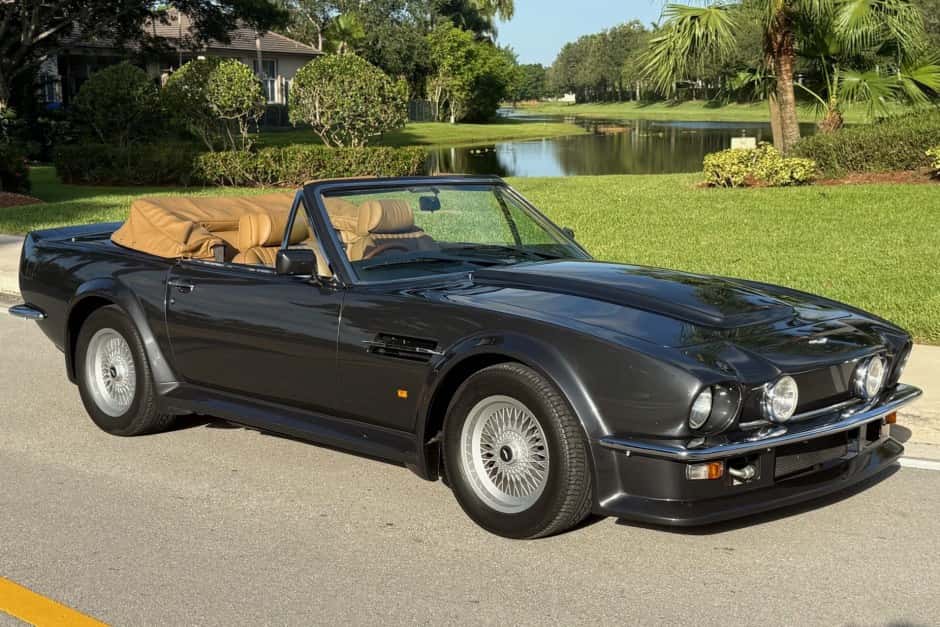 1989 Aston Martin V8 (1977-1989) sold for $201,000
