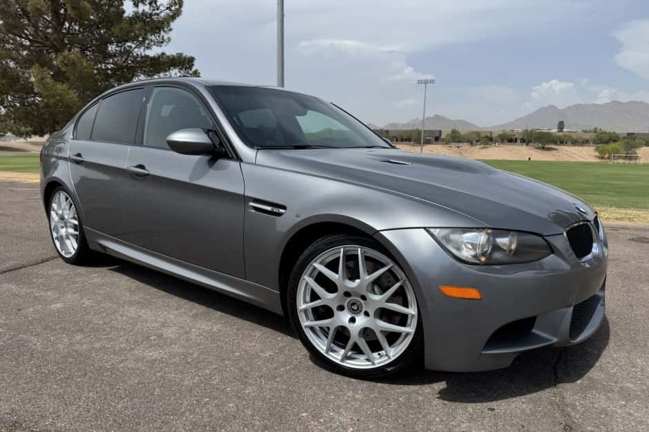 2011 BMW E90/E92/E93 M3 sold for $18,600