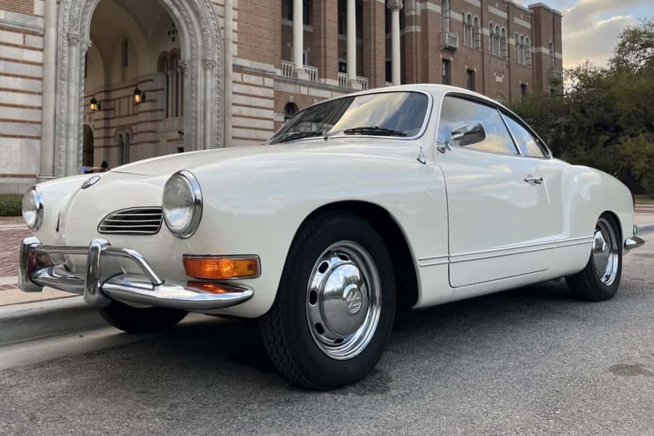 1971 Volkswagen Karmann Ghia sold for $14,500