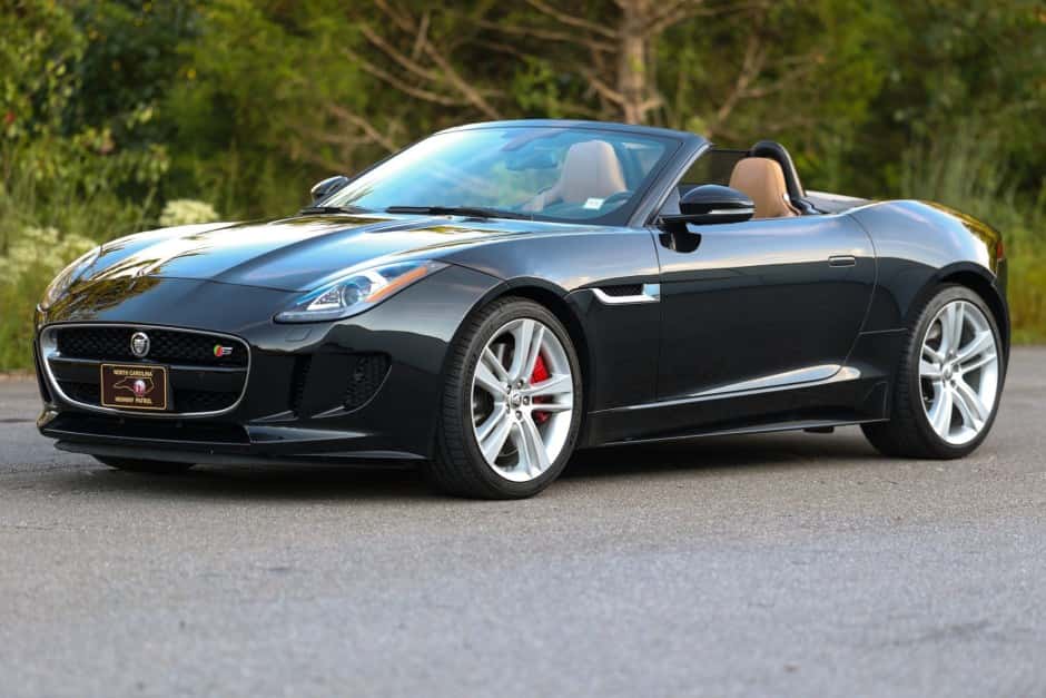 2014 Jaguar F-Type sold for $32,000