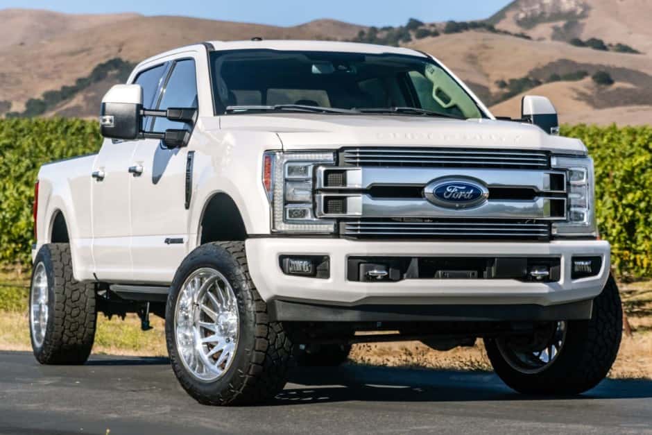2018 Ford Super Duty 2017-2022 sold for $54,000